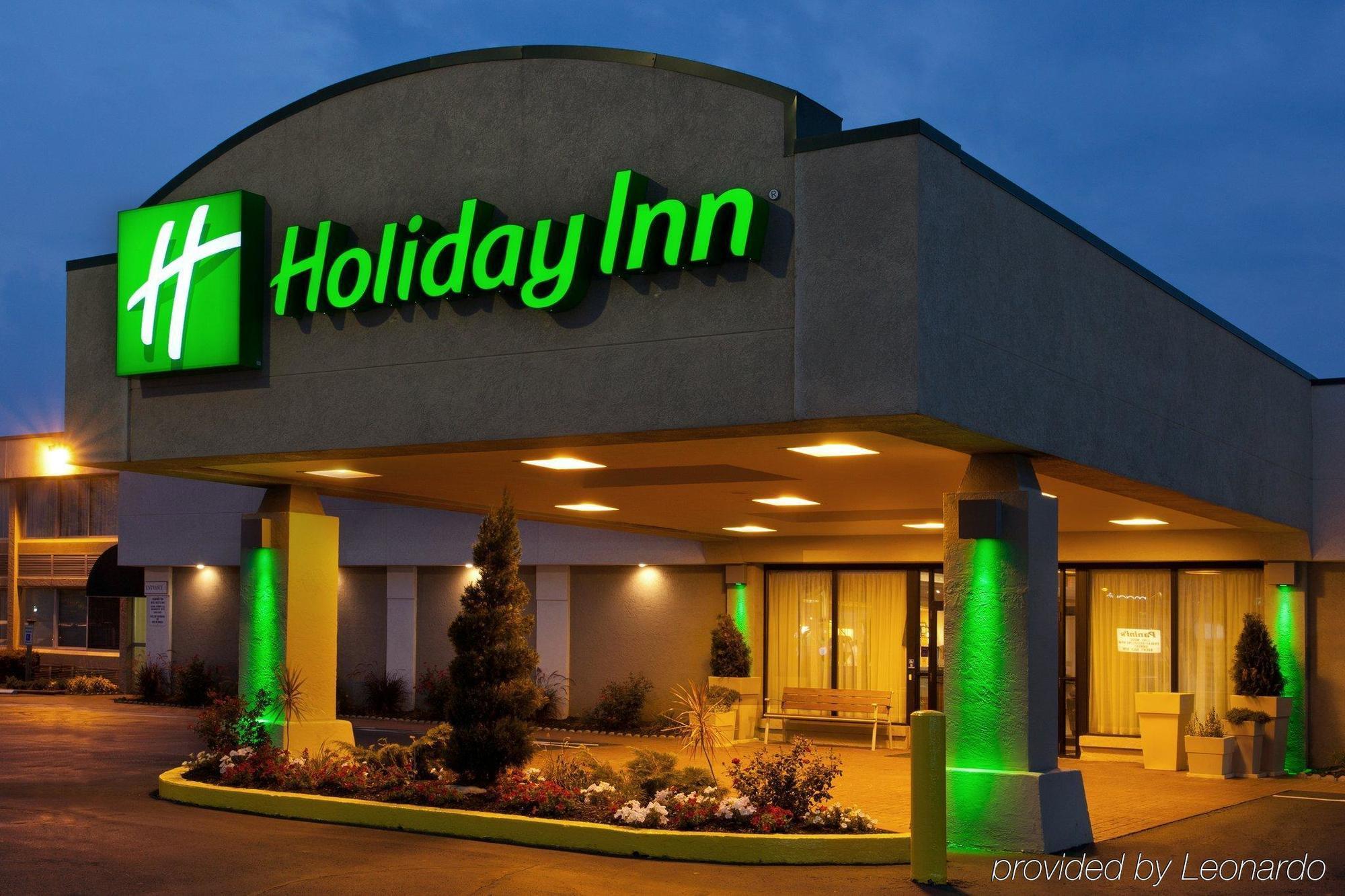 Holiday Inn Canton-Belden Village Exterior foto